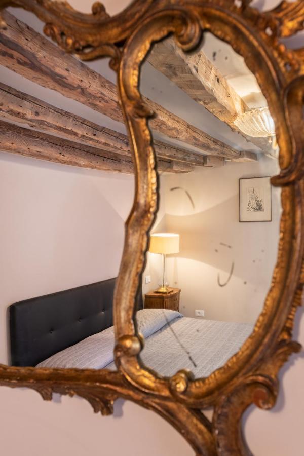 Andrea Venice Flat 3Rd Floor Luaran gambar